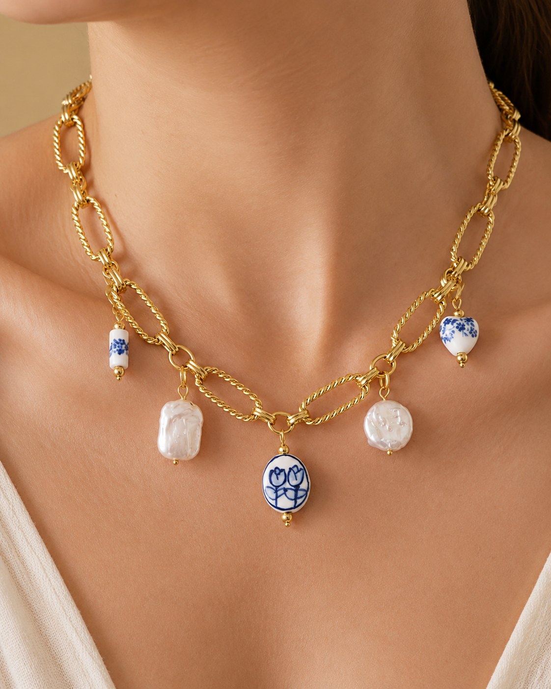 Collar elegante