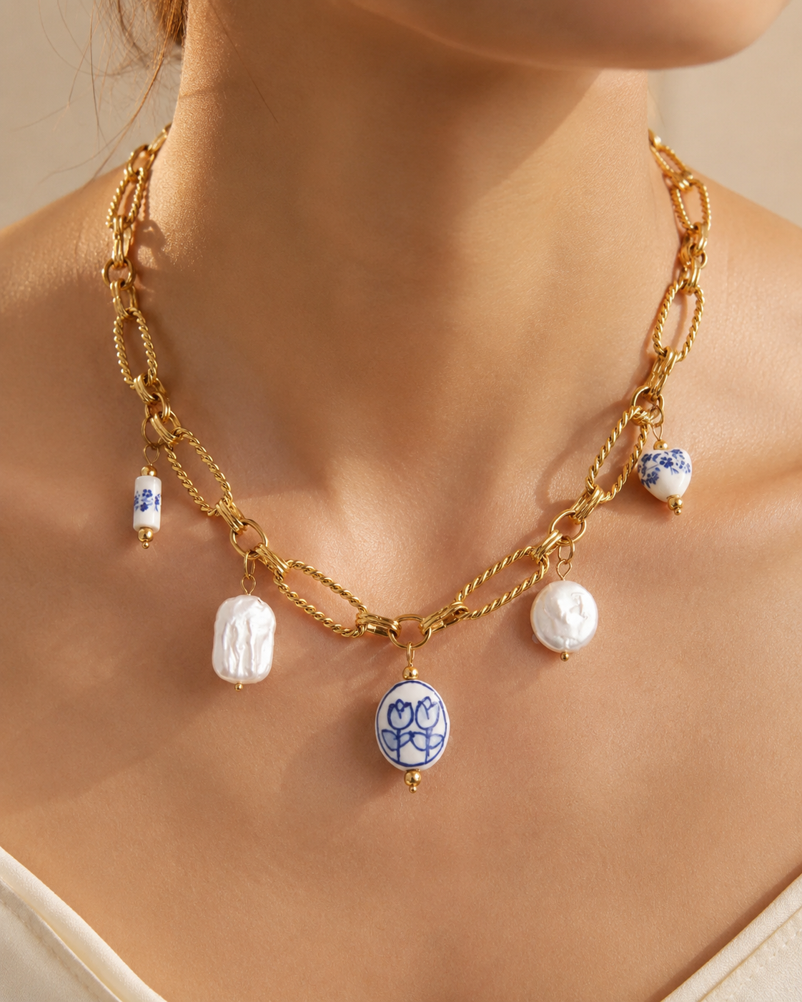 Collar elegante