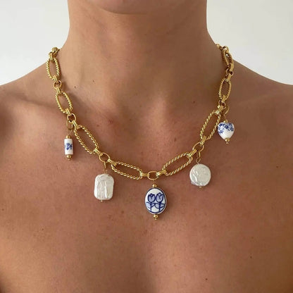 Collar elegante