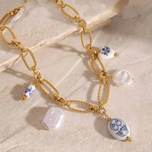 Collar elegante